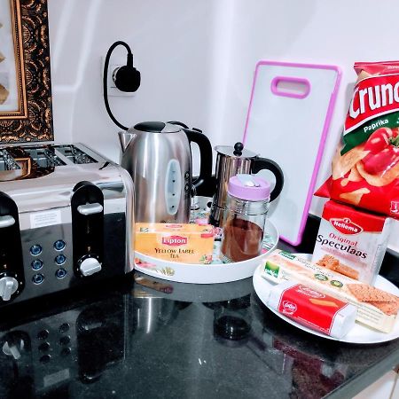 La Marina Luxury Apartment Fully Furnished Free Wifi, High Standard Residence, Amazing Prime Location Close To Restaurants, Transport, Beach And Bouregreg River Salé Екстериор снимка